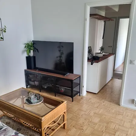 Cozy Two-Room Apt In A Central Location In Pasila Helsinki Esterno foto