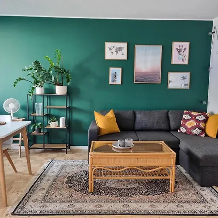 Cozy Two-Room Apt In A Central Location In Pasila Helsinki Esterno foto